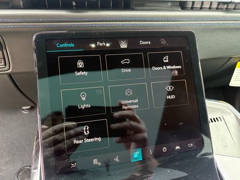 New 2026 Cadillac Escalade IQ Sport 1 w/ LPO, Floor Liner Package image 40