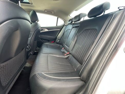 Used 2021 Genesis G70 2.0T w/ Elite Package image 11