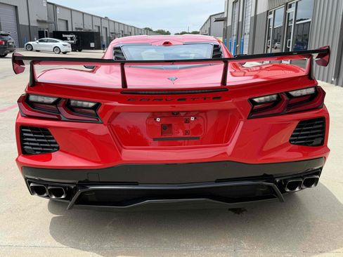 Used 2025 Chevrolet Corvette Stingray Preferred Cpe w/ Battery Protection Package RWD image 3
