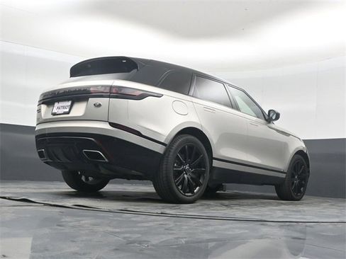 Used 2020 Land Rover Range Rover Velar R-Dynamic S image 39