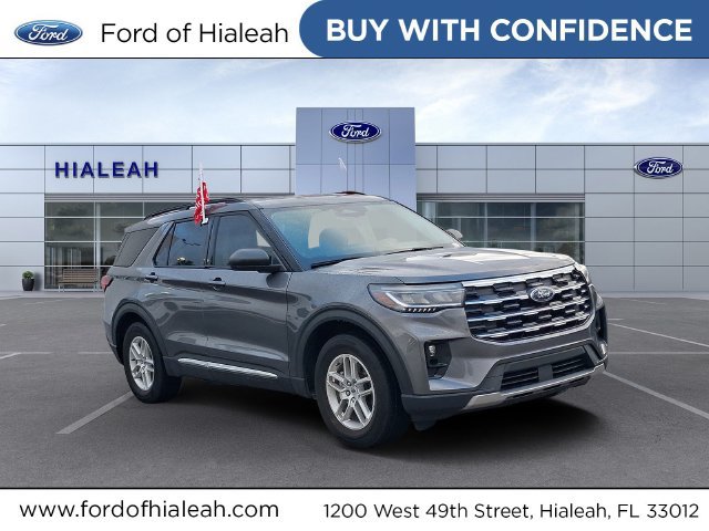 Used 2025 Ford Explorer Active w/ Active Comfort Package RWD image 1