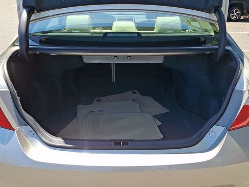Used 2015 Toyota Camry LE FWD image 29