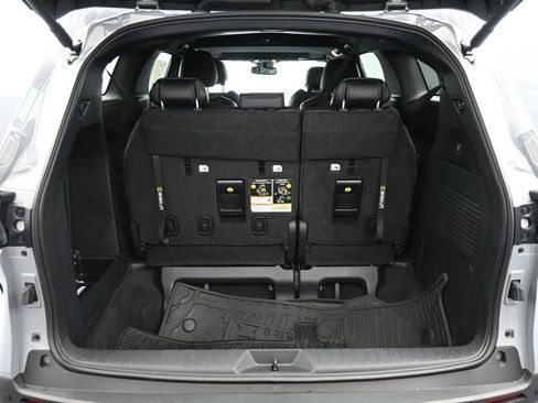 Used 2025 Toyota Sienna XLE Woodland Edition AWD/4WD image 23