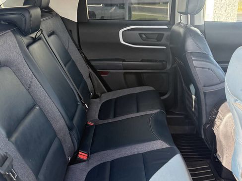 Used 2022 Ford Bronco Sport Outer Banks w/ Tech Package AWD/4WD image 7