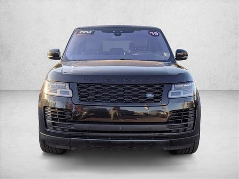 Used 2019 Land Rover Range Rover HSE image 2