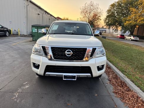 Used 2018 Nissan Armada SL w/ Premium Package image 5