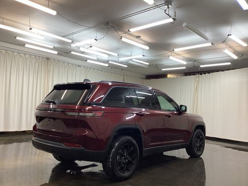 New 2026 Jeep Grand Cherokee Altitude AWD/4WD image 6