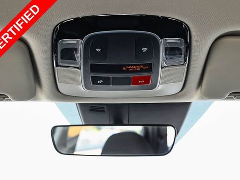 Certified 2025 Hyundai Tucson SE FWD image 17