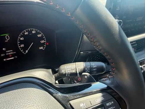Used 2025 Honda CR-V Sport Touring image 33