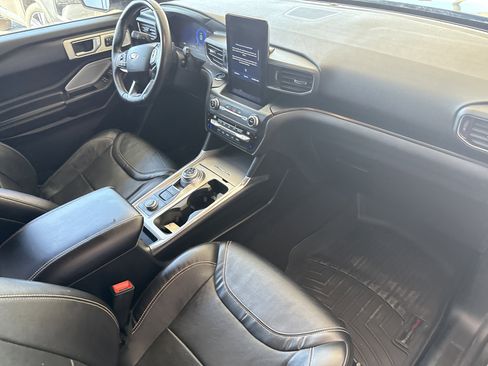 Used 2020 Ford Explorer ST w/ Premium Technology Package AWD/4WD image 15