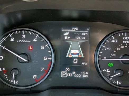 Used 2024 Subaru Crosstrek 2.0i AWD/4WD image 11