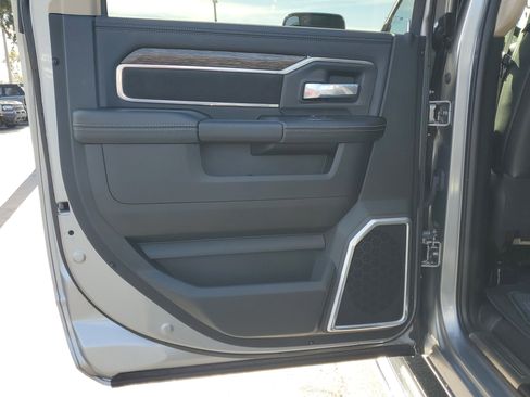 Used 2021 RAM 2500 Laramie image 11