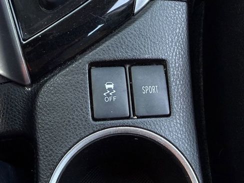 Used 2014 Toyota Corolla S image 22