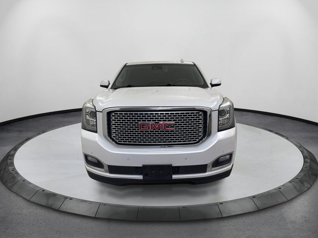 Used 2016 GMC Yukon Denali w/ Open Road Package AWD/4WD image 2