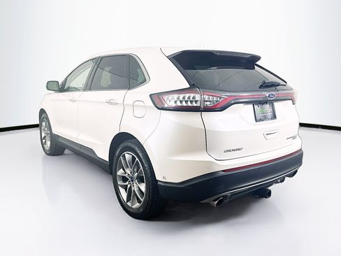 Used 2017 Ford Edge Titanium w/ Equipment Group 302A FWD image 5