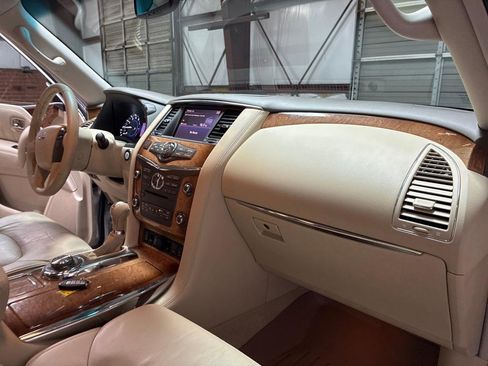 Used 2012 INFINITI QX56 4WD w/ Theater Pkg image 31