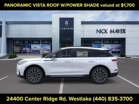 New 2026 Lincoln Corsair Reserve image 3