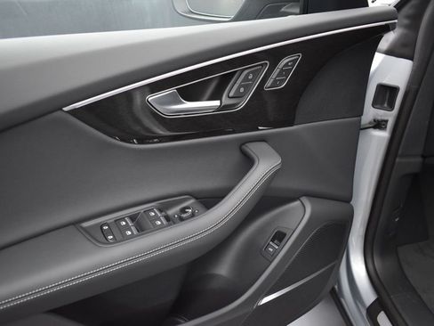 New 2026 Audi Q8 Premium Plus AWD/4WD image 6
