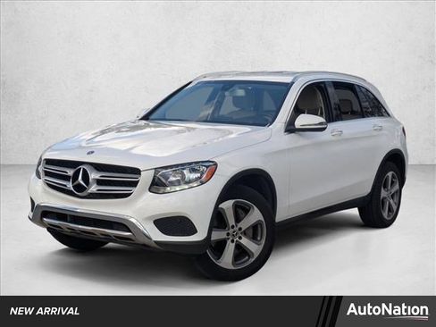 Certified 2019 Mercedes-Benz GLC 300 image 1