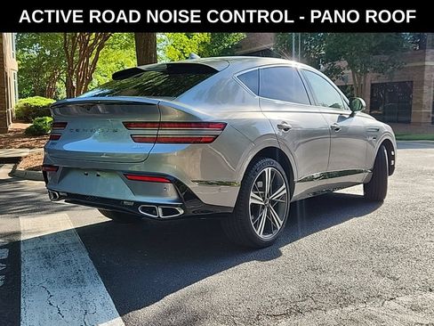 Used 2025 Genesis GV80 3.5T e-SC AWD/4WD image 2