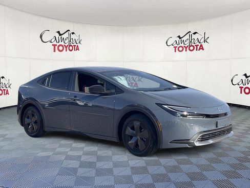 New 2026 Toyota Prius Plug-In Hybrid image 3