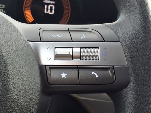 New 2026 Hyundai Kona SE image 11