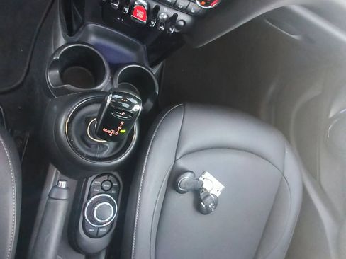 Used 2023 MINI Cooper 4-Door Hardtop FWD image 15
