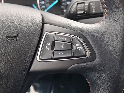 Certified 2021 Ford EcoSport SE w/ SE Convenience Package image 21