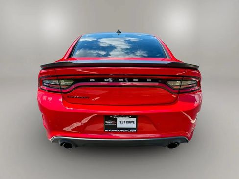 Used 2017 Dodge Charger R/T RWD image 4