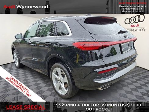 Used 2025 Audi Q5 Premium Plus w/ Premium Plus AWD/4WD image 4