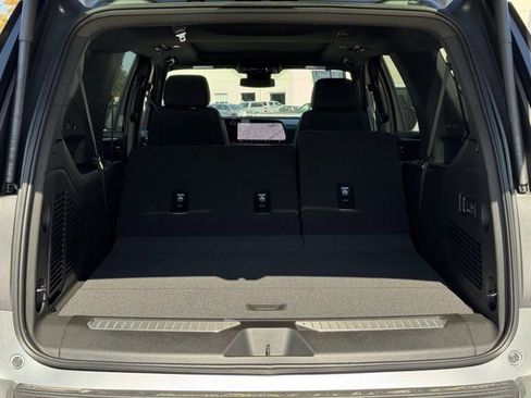 New 2026 Chevrolet Suburban RST w/ Comfort Package image 27