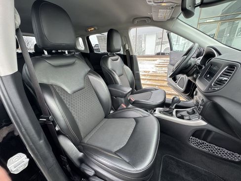 Used 2018 Jeep Compass Latitude w/ Popular Equipment Group image 26