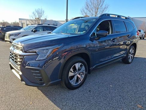 Certified 2025 Subaru Ascent Premium image 4