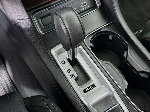 Used 2024 Subaru Ascent Premium image 23