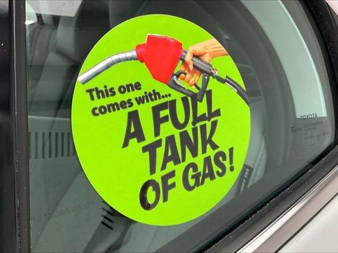 Used 2024 Toyota Camry XSE image 34