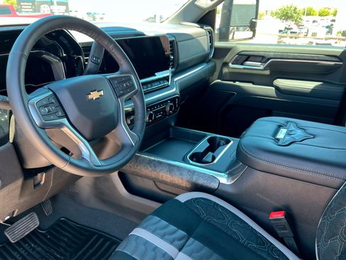 New 2025 Chevrolet Silverado 2500 LT w/ Z71 Chrome Sport Edition image 16