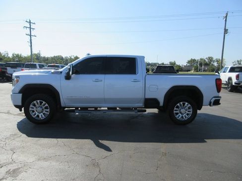 Used 2020 GMC Sierra 3500 Denali w/ Denali Ultimate Package AWD/4WD image 11