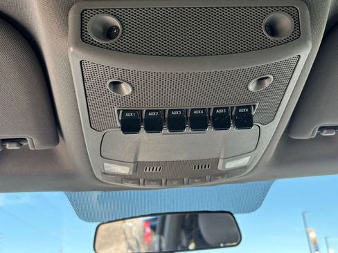 Used 2017 Ford F250 XLT w/ XLT Value Package AWD/4WD image 19