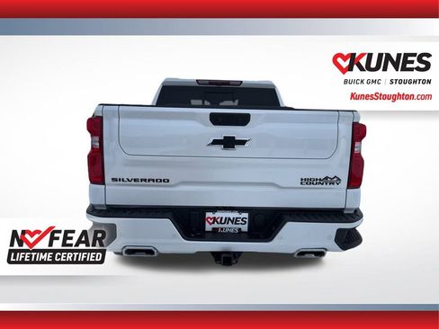 Used 2024 Chevrolet Silverado 1500 High Country w/ High Country Premium Package AWD/4WD image 10