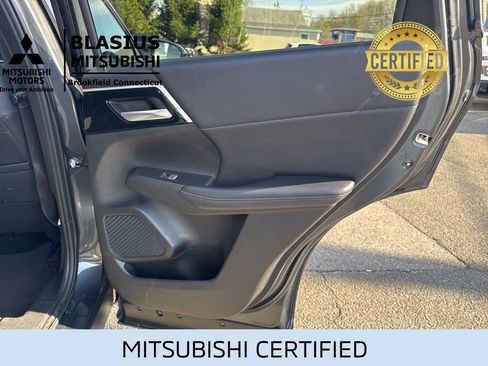 Used 2024 Mitsubishi Outlander SE FWD image 42