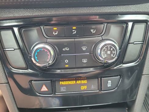 Used 2020 Buick Encore Preferred w/ Safety Package FWD image 24