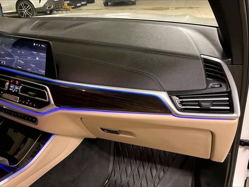 Used 2021 BMW X5 xDrive40i w/ Convenience Package image 18