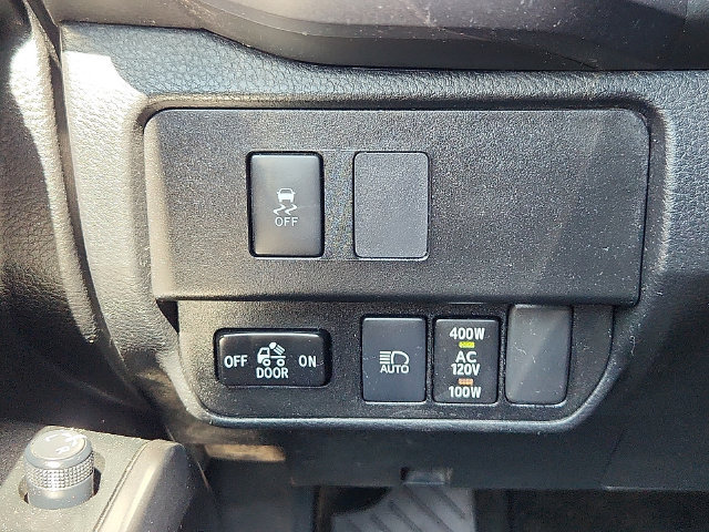 Used 2022 Toyota Tacoma TRD Sport w/ Technology Package AWD/4WD image 24