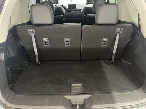Used 2023 Honda Pilot Elite image 25