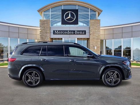 New 2026 Mercedes-Benz GLS 450 4MATIC image 5