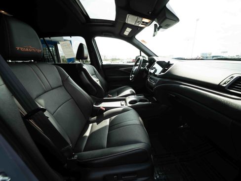 Used 2023 Honda Passport TrailSport image 27