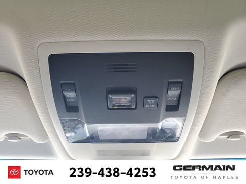 Used 2020 Lexus ES 300h w/ Premium Package FWD image 35