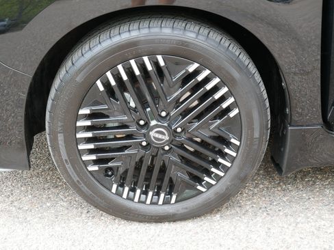 Certified 2023 Nissan Leaf SV Plus FWD image 15