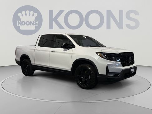 Used 2026 Honda Ridgeline Black Edition image 10