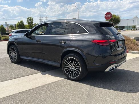 Used 2026 Mercedes-Benz GLC 300 image 11